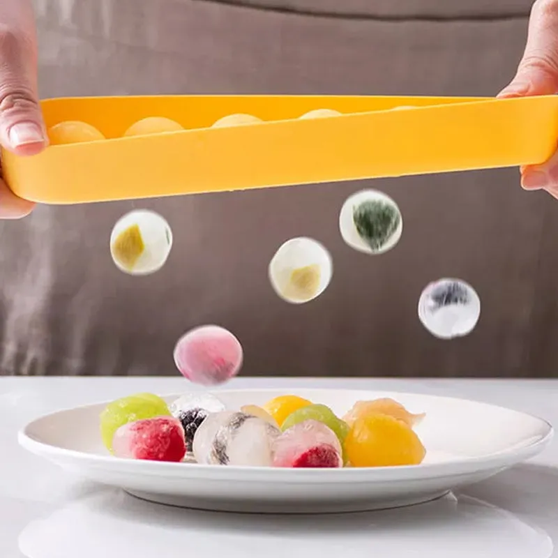 6 Balls Silicone Ice Mold