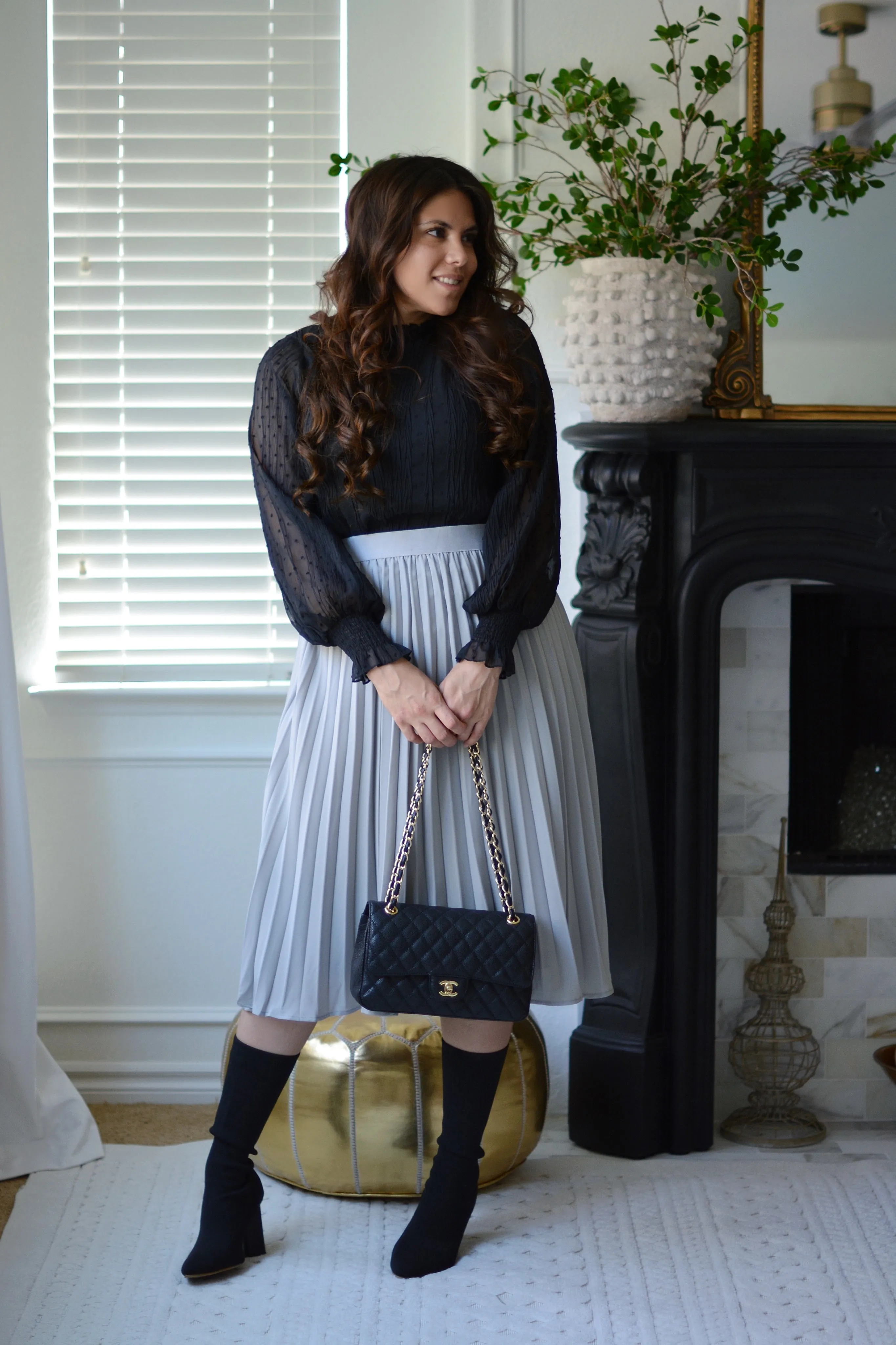 Amberly Black Swissdot Top