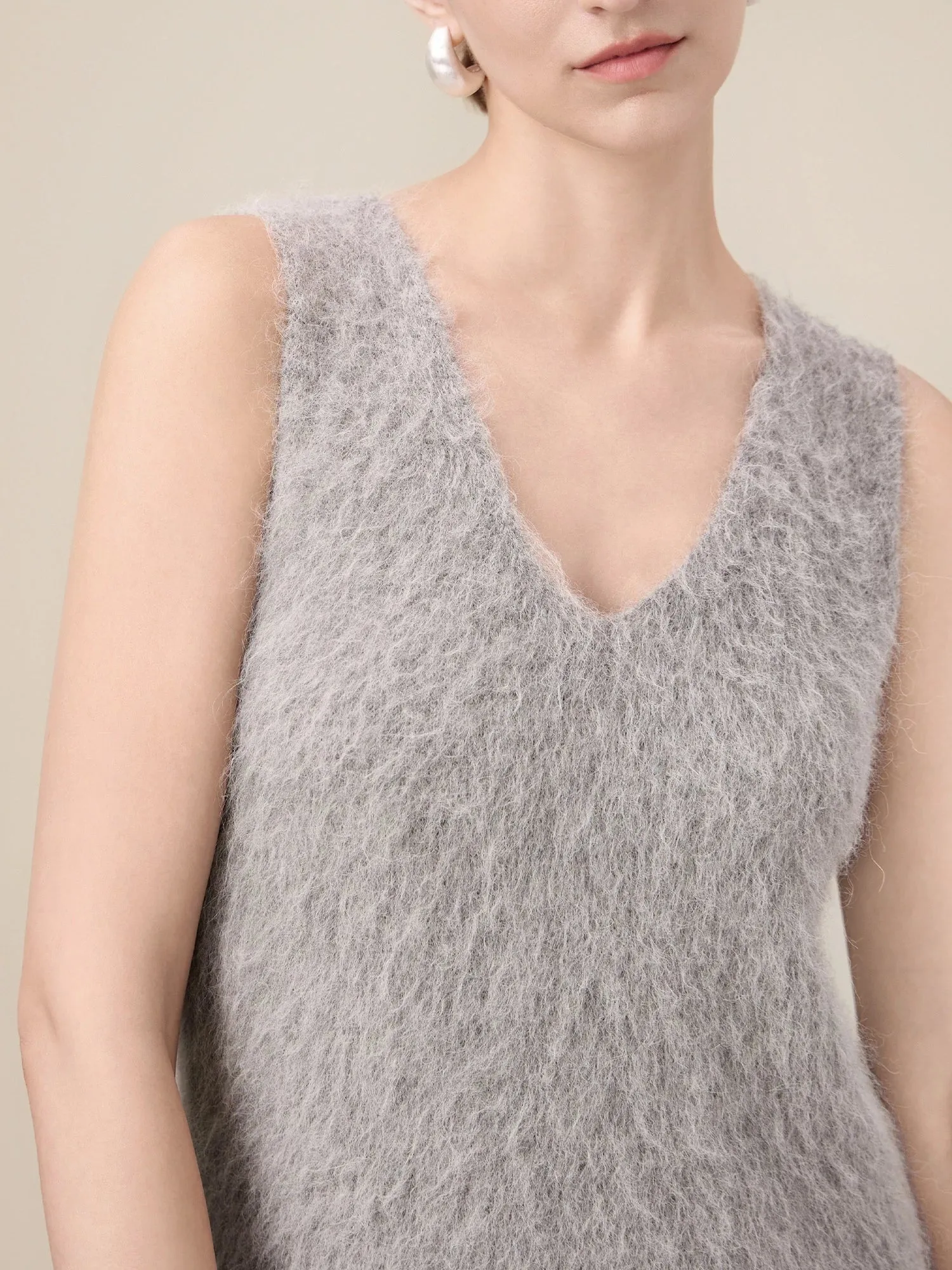 Amoretu Alpaca V-Neck Sleeveless Plush Knit Vest Dress