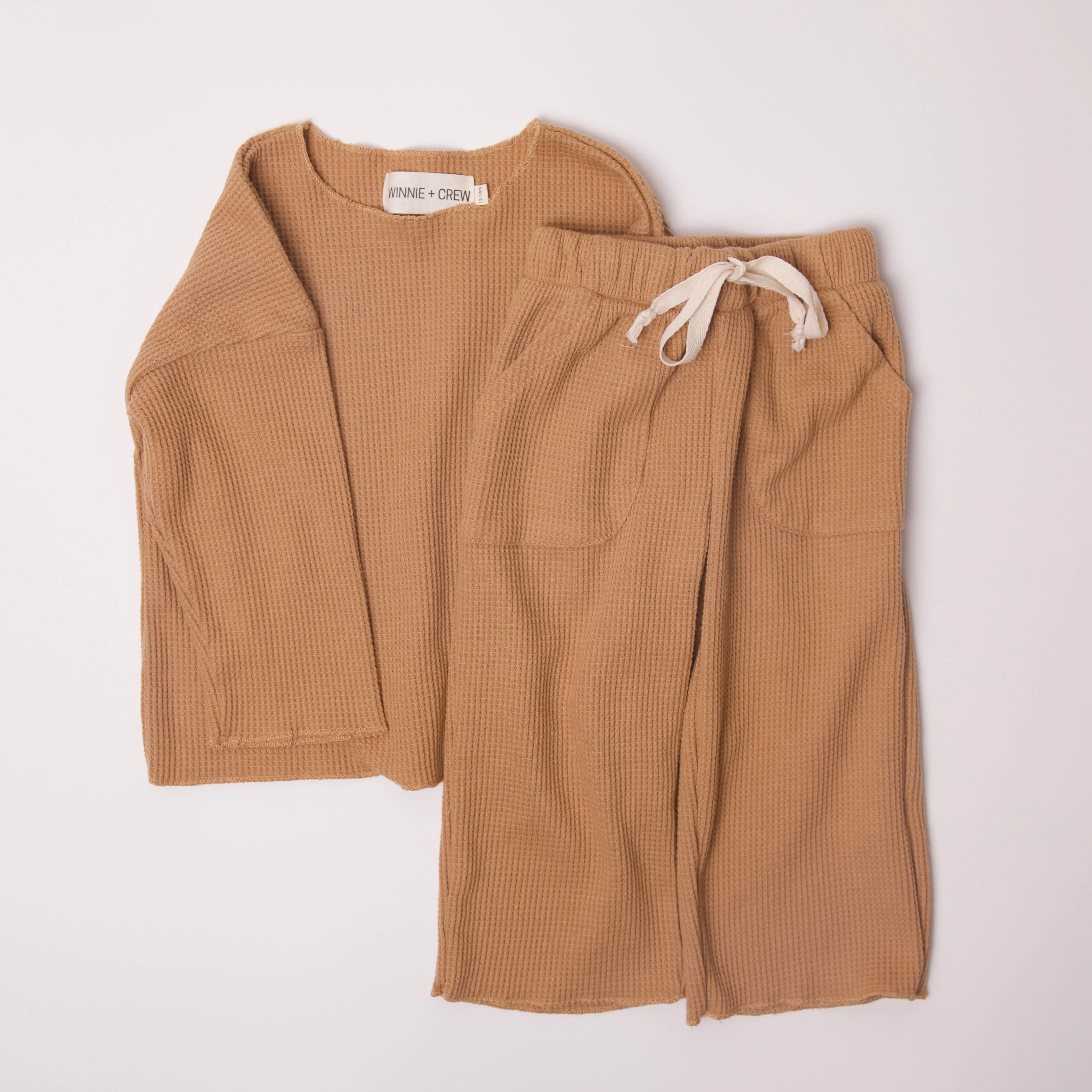 Arrow Waffle Set in Brown
