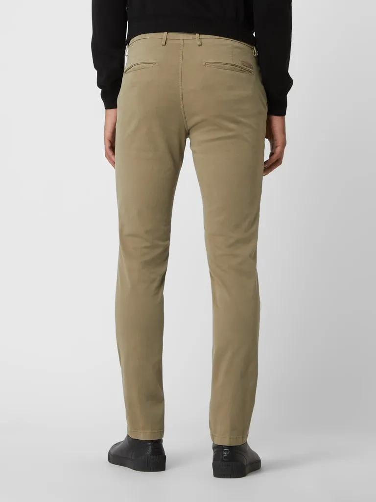 Baldessarini Slim-Fit Chinos – Timeless Style Meets Comfort