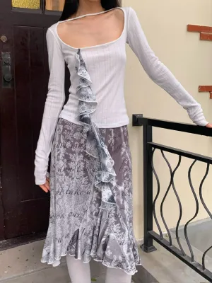 Ballerina white lace long-sleeved top with large round neckline