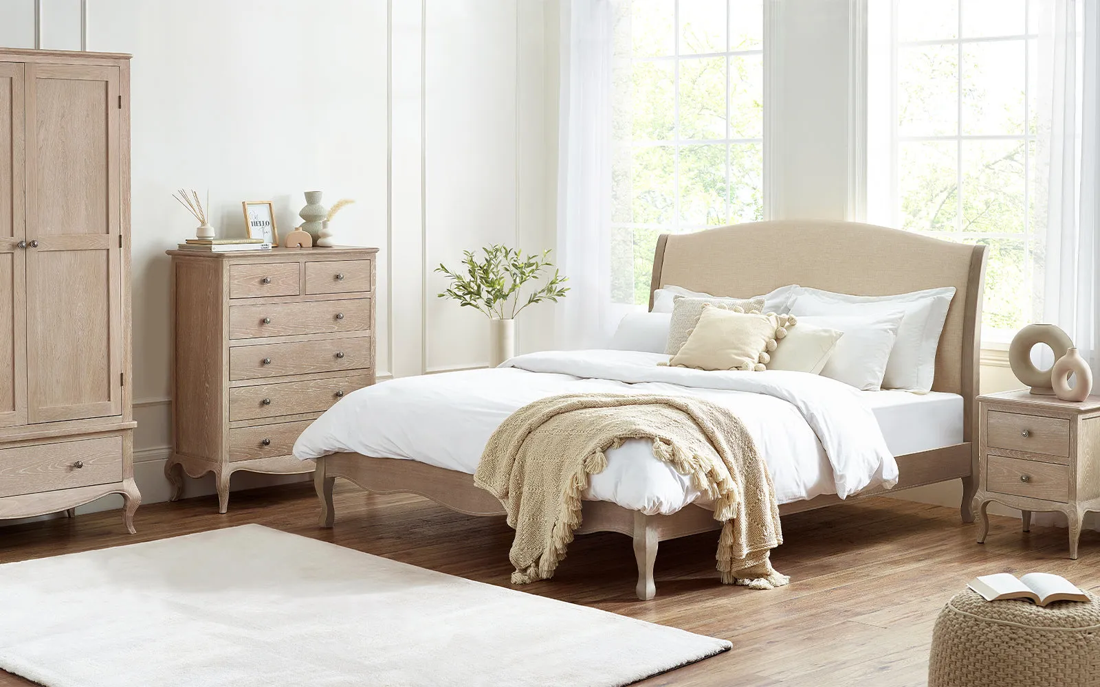 Camille Combi Wardrobe