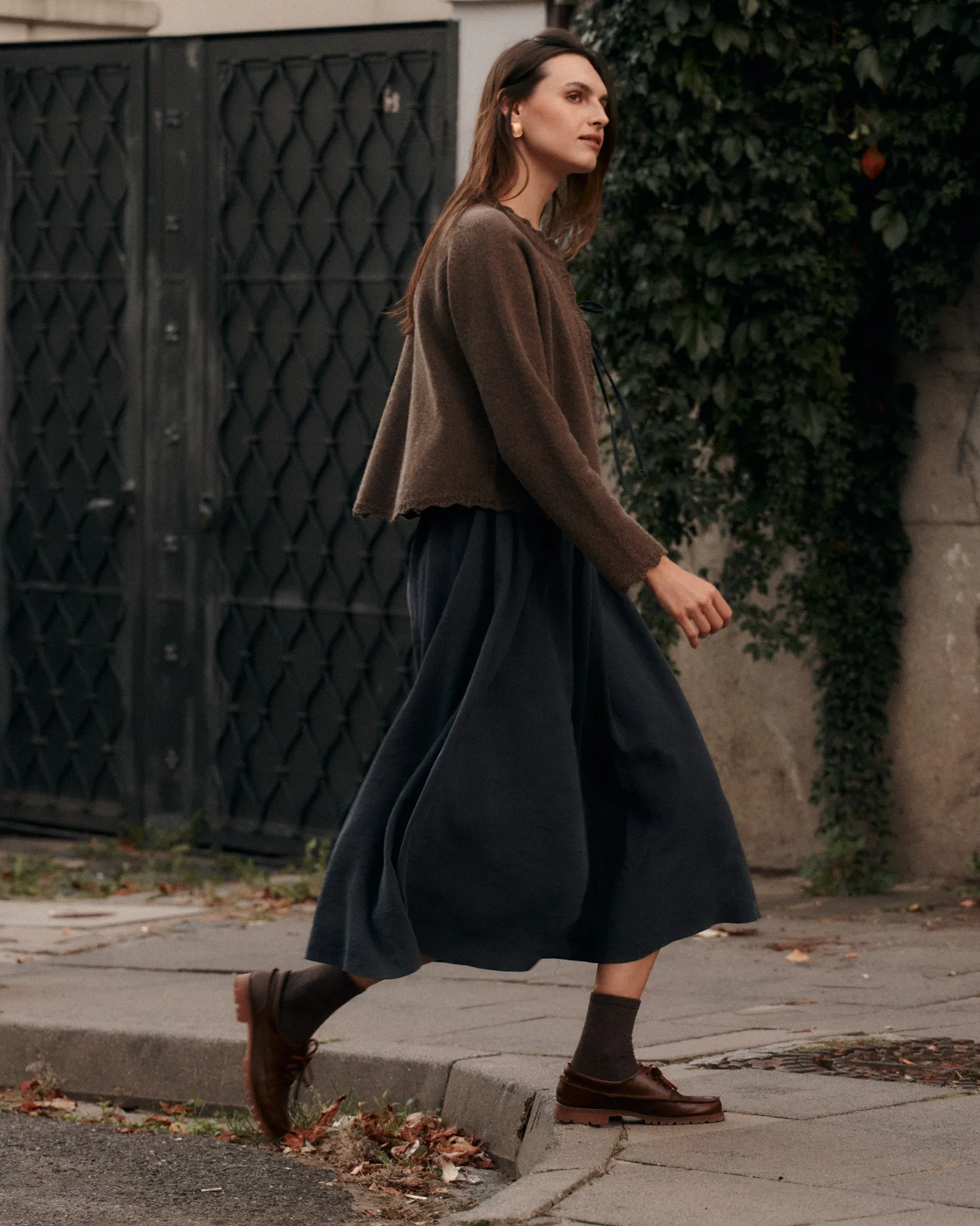 Cardigan in wool / 16 / 15 / calm brown
