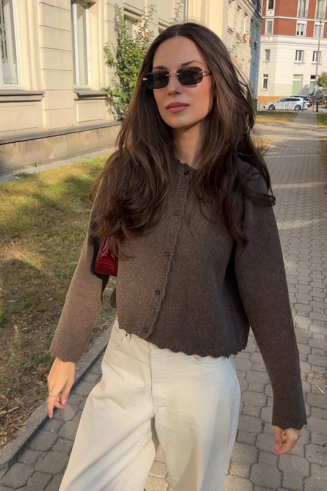 Cardigan in wool / 16 / 15 / calm brown