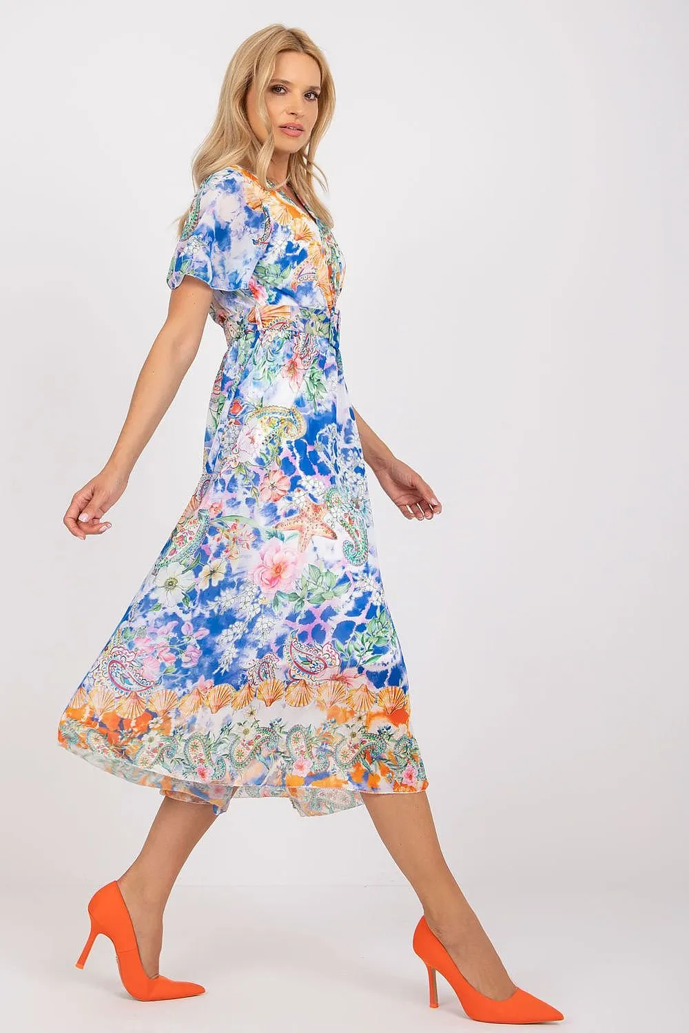 Chic Midi Dress with Colorful Prints and Coordinating Belt