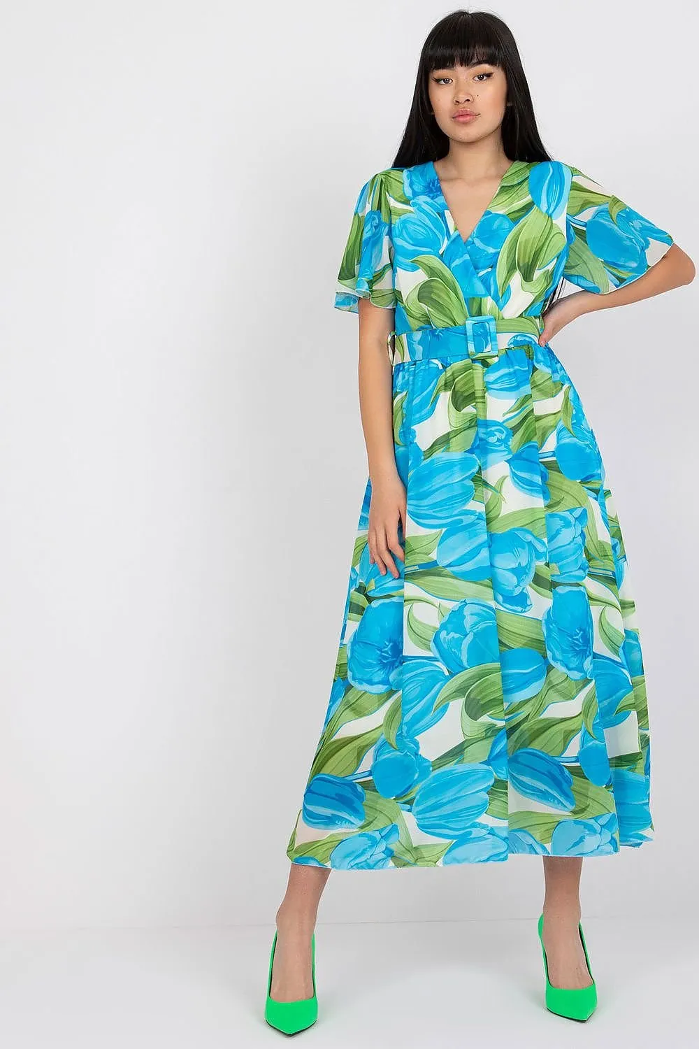 Chic Midi Dress with Colorful Prints and Coordinating Belt