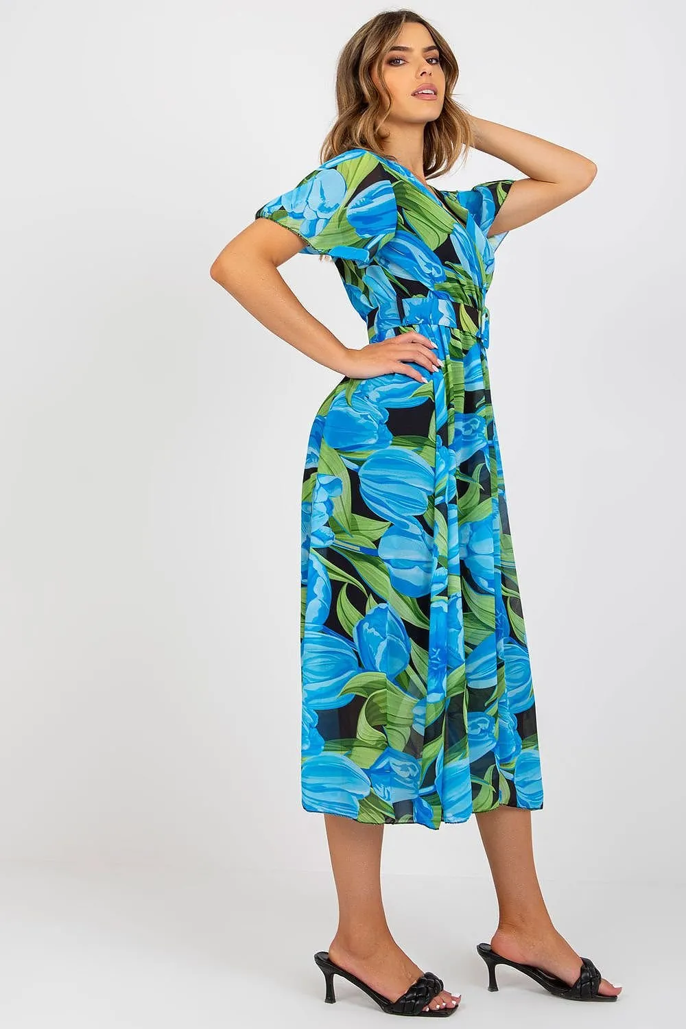 Chic Midi Dress with Colorful Prints and Coordinating Belt
