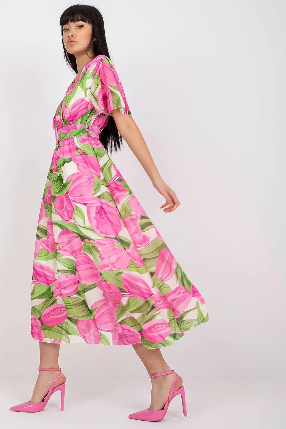 Chic Midi Dress with Colorful Prints and Coordinating Belt