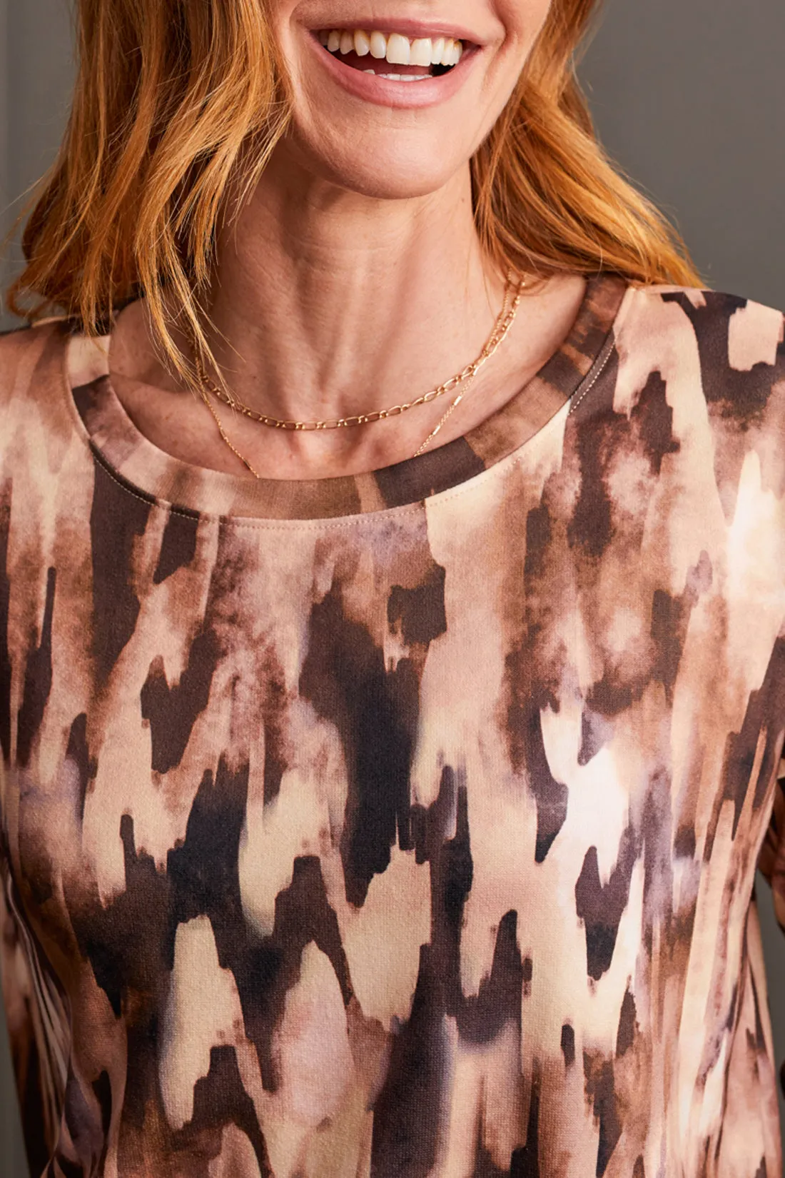 Crew Neck Top with Curved Hem