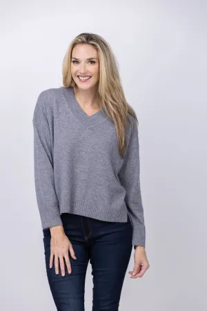 DH New York V-Neck in Monument