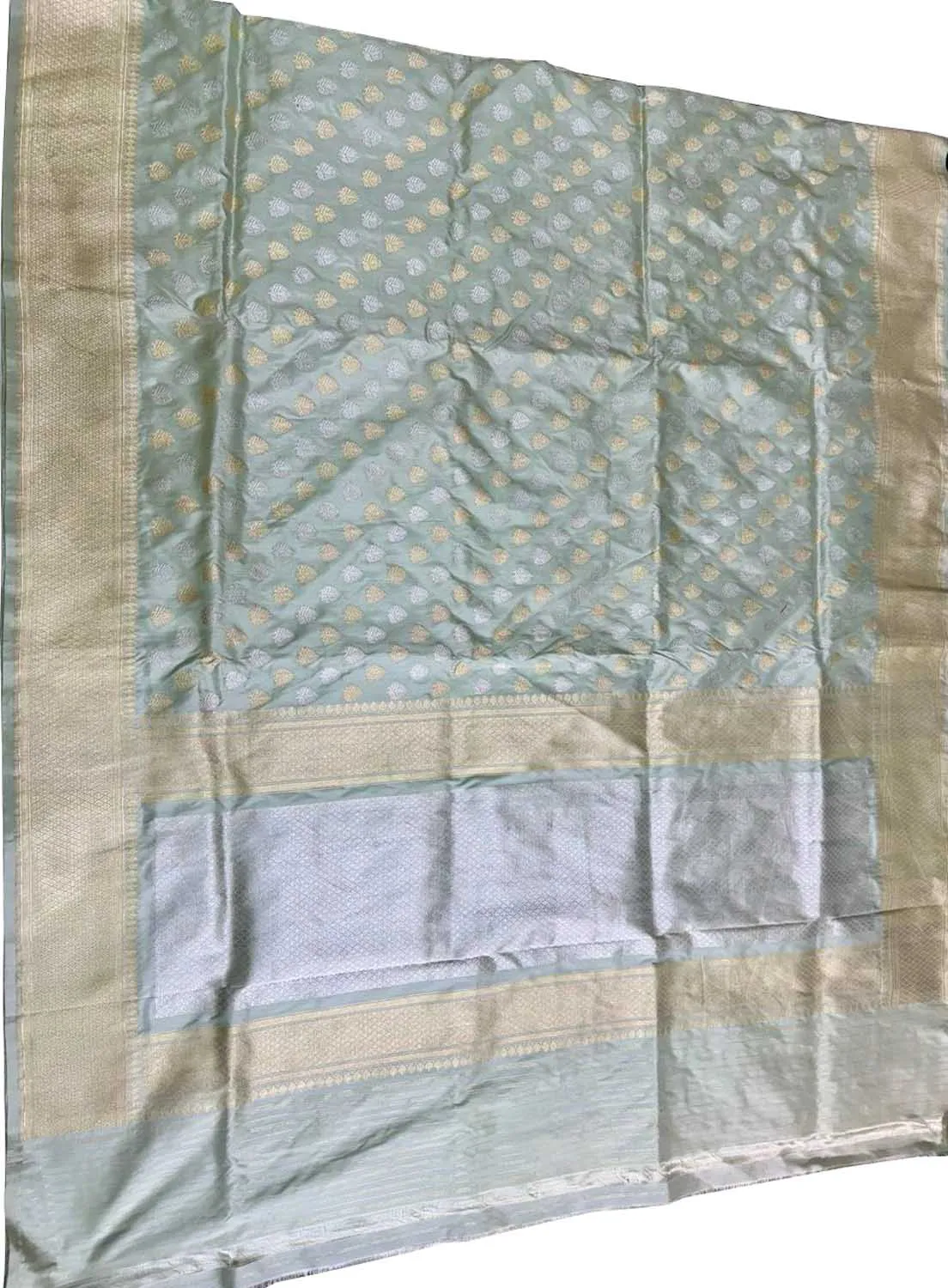 Elegant Pastel Handloom Banarasi Silk Saree
