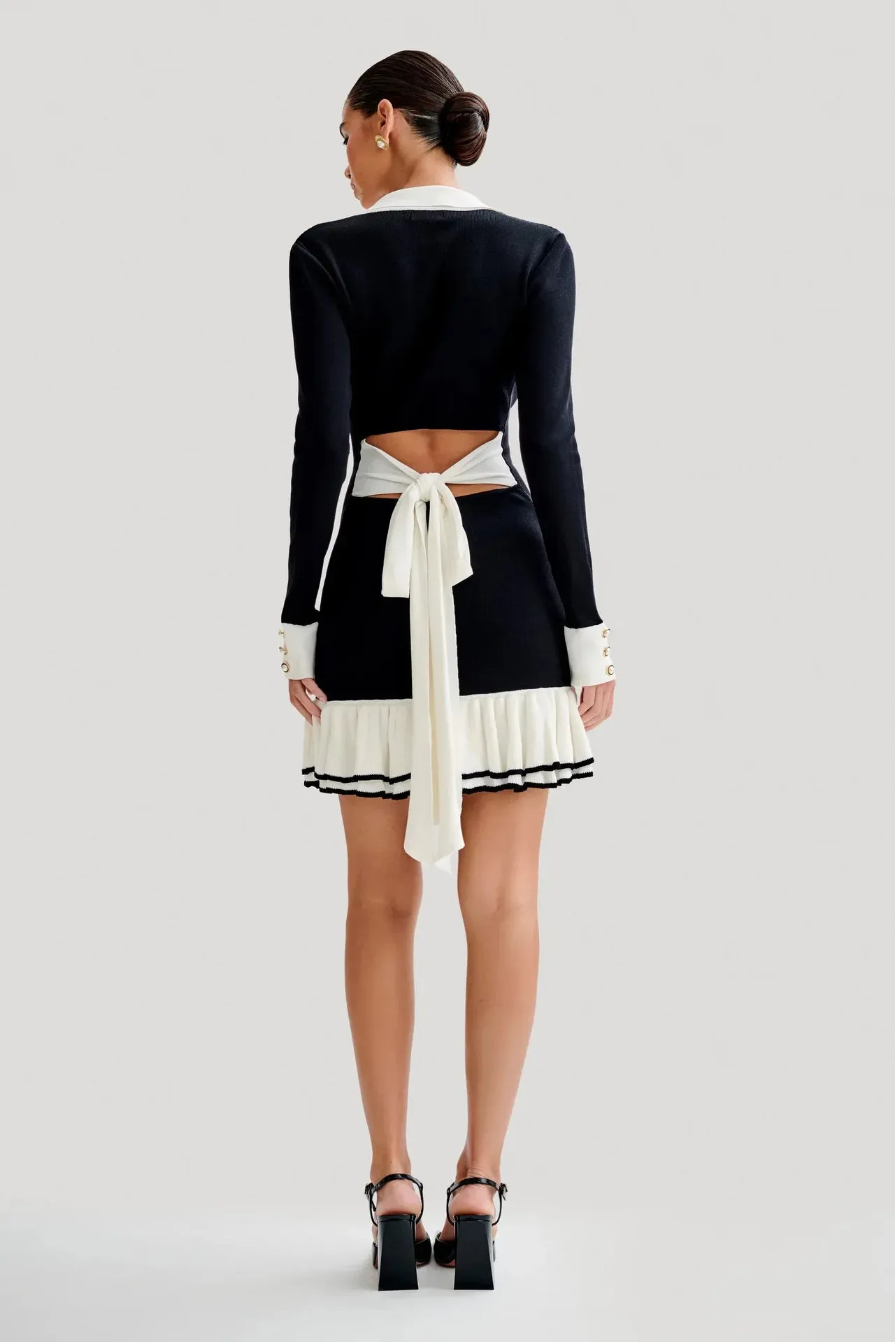 Elegant Ruffled Bow Knit Mini Backless Dress