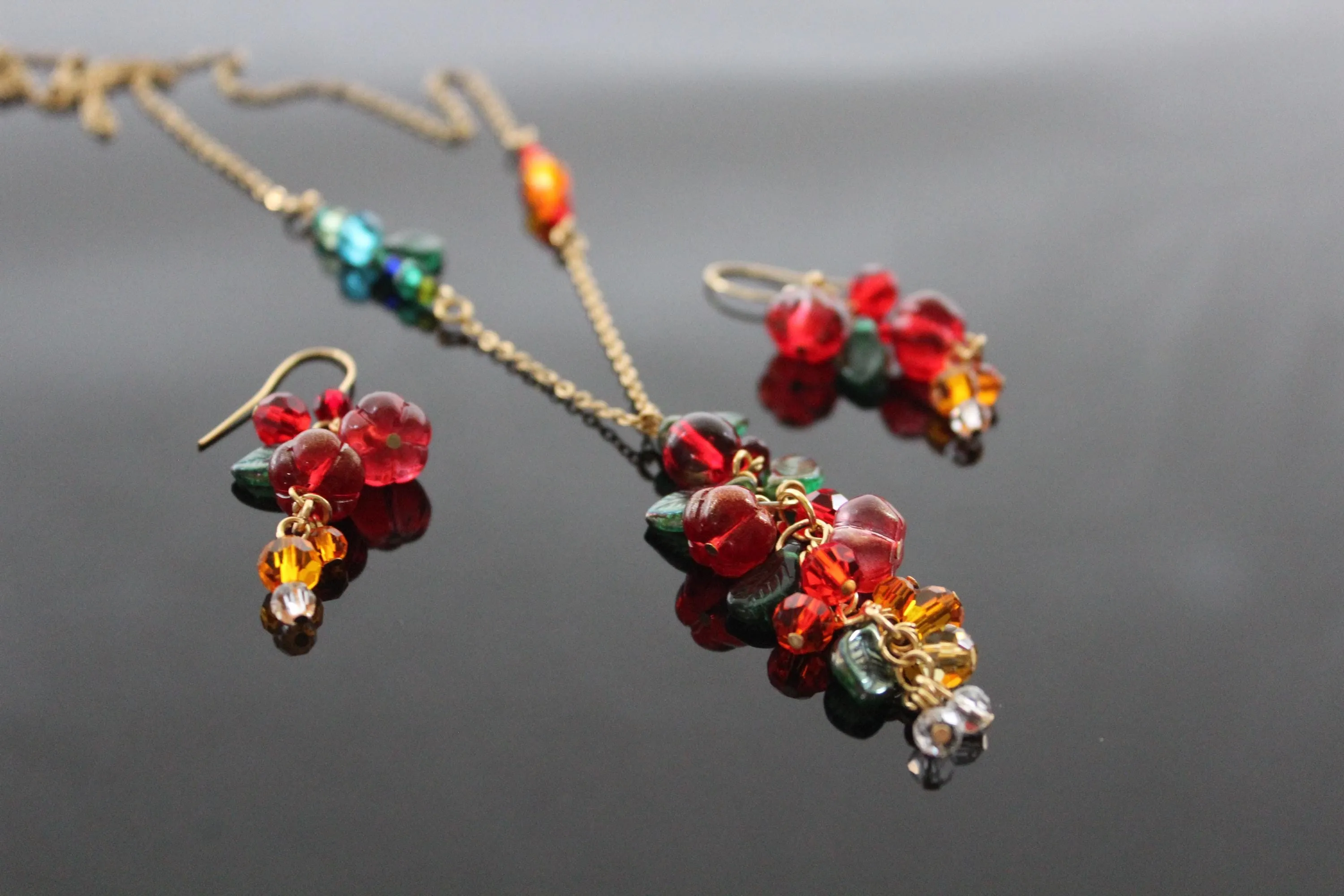 Glass pumpkin jewelry set