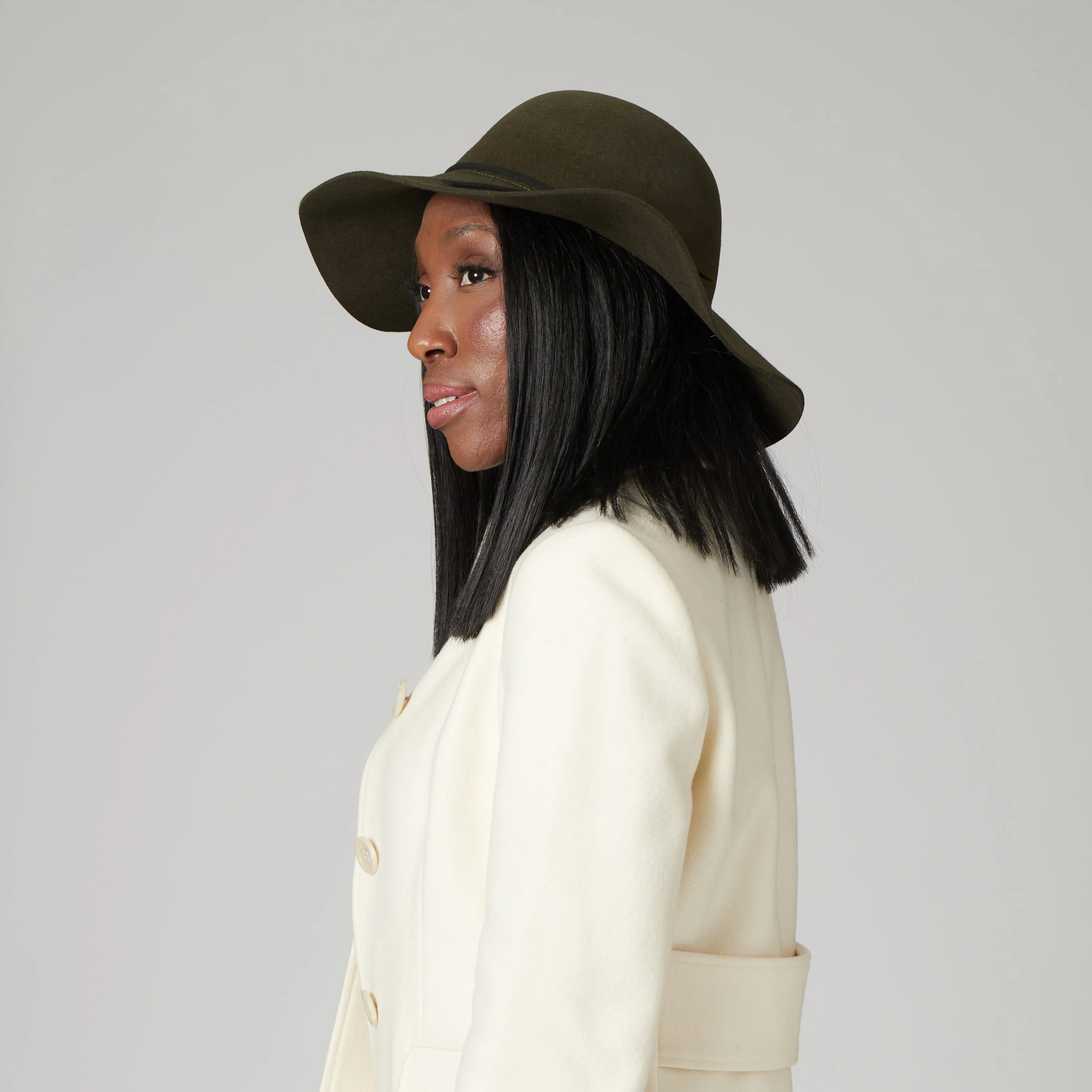 Head West - Women's Floppy With Round Crown And Faux Suede Band