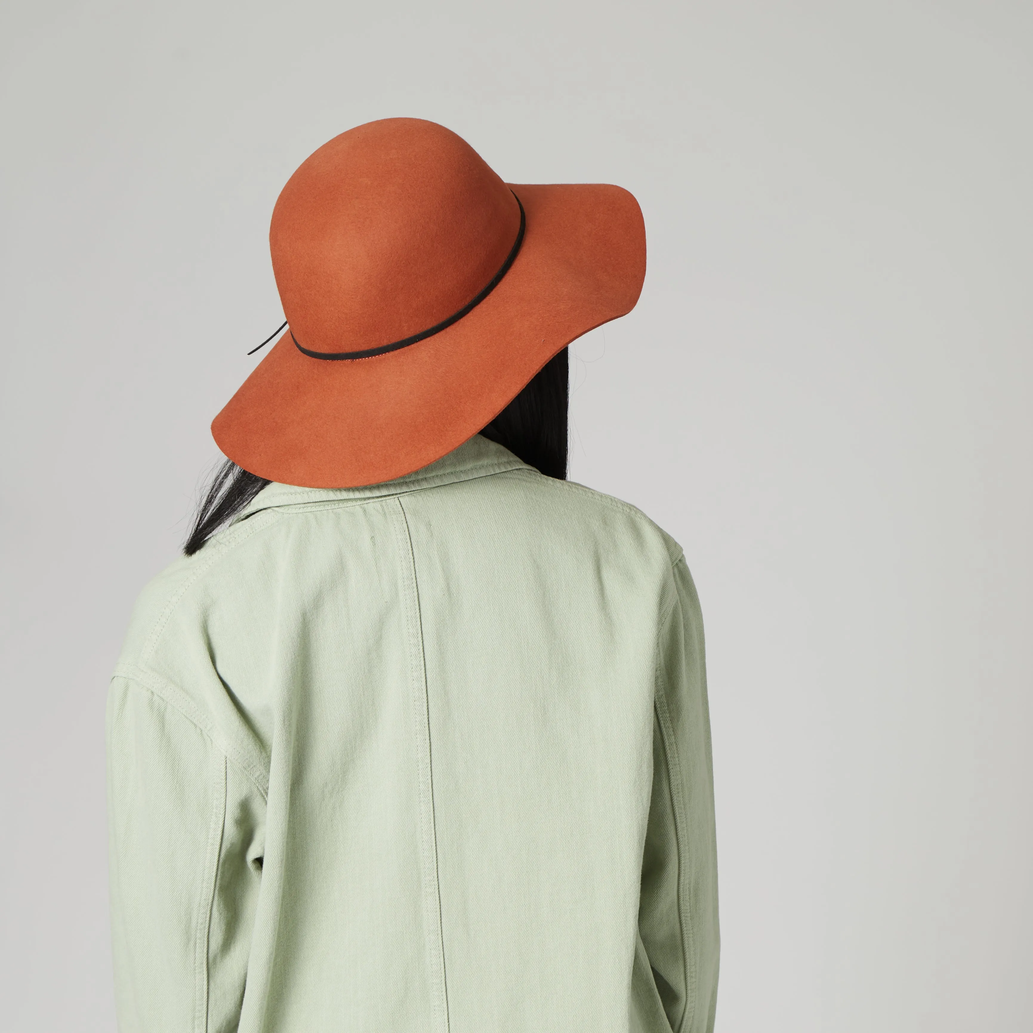 Head West - Women's Floppy With Round Crown And Faux Suede Band