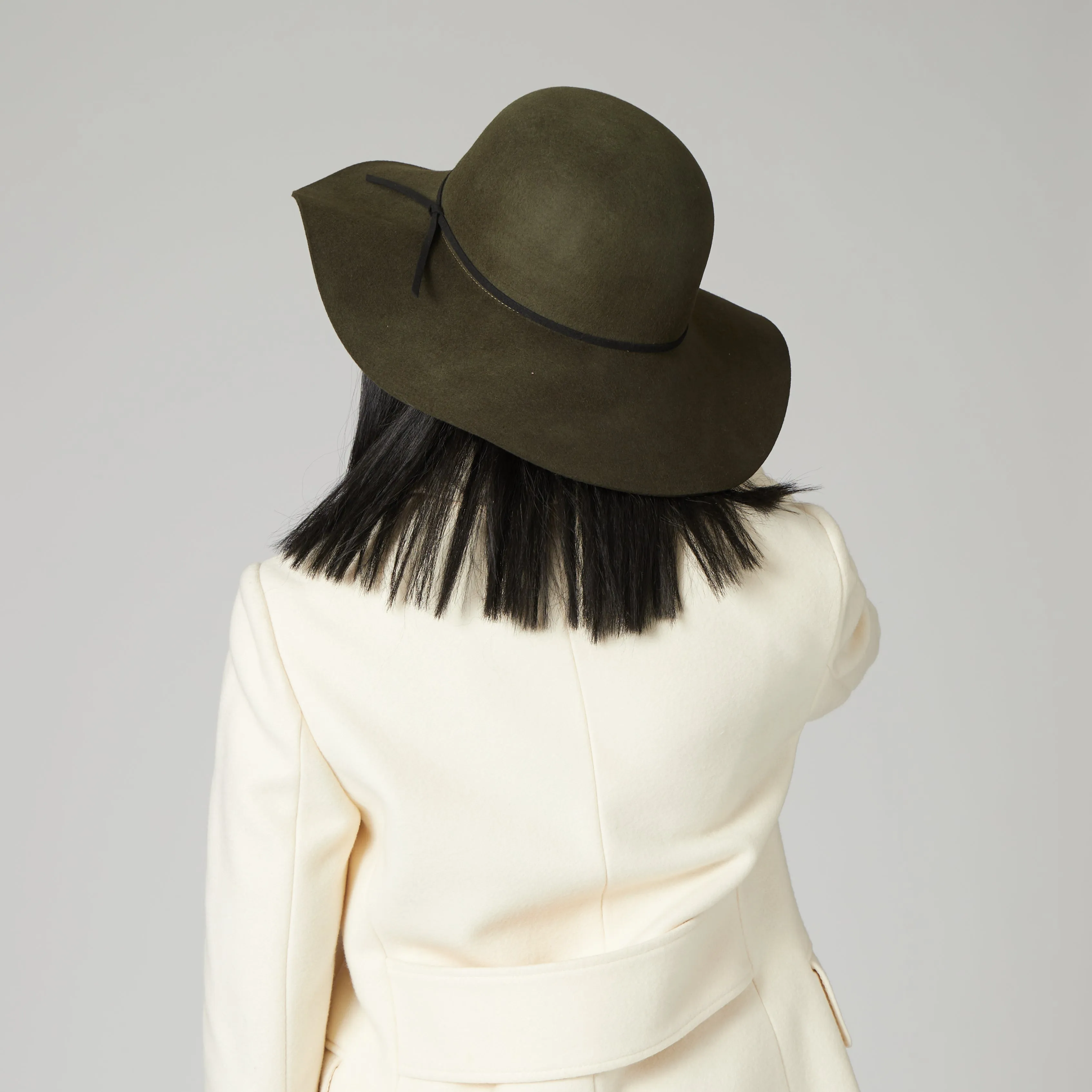 Head West - Women's Floppy With Round Crown And Faux Suede Band