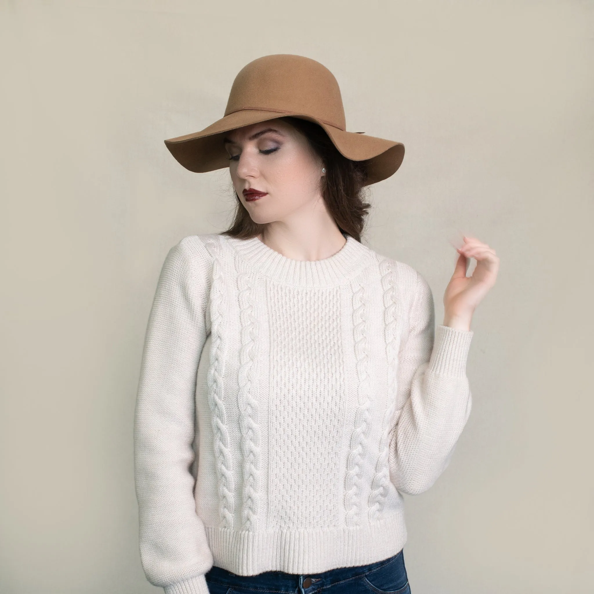 Head West - Women's Floppy With Round Crown And Faux Suede Band