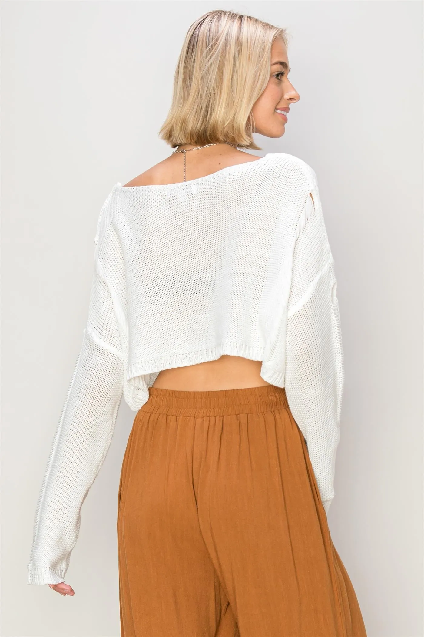 HF24A875-Distressed Sweater Crop Top
