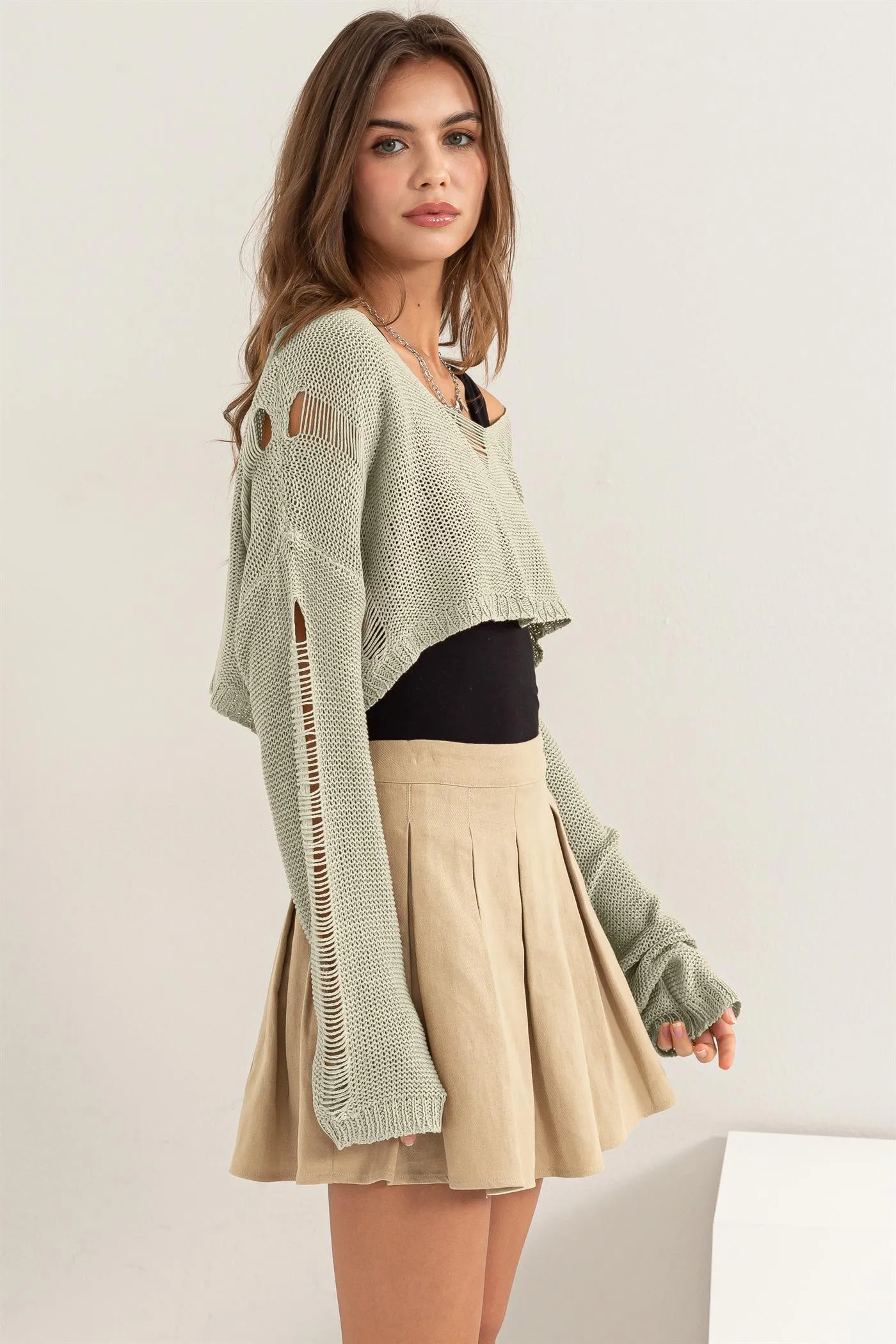 HF24A875-Distressed Sweater Crop Top