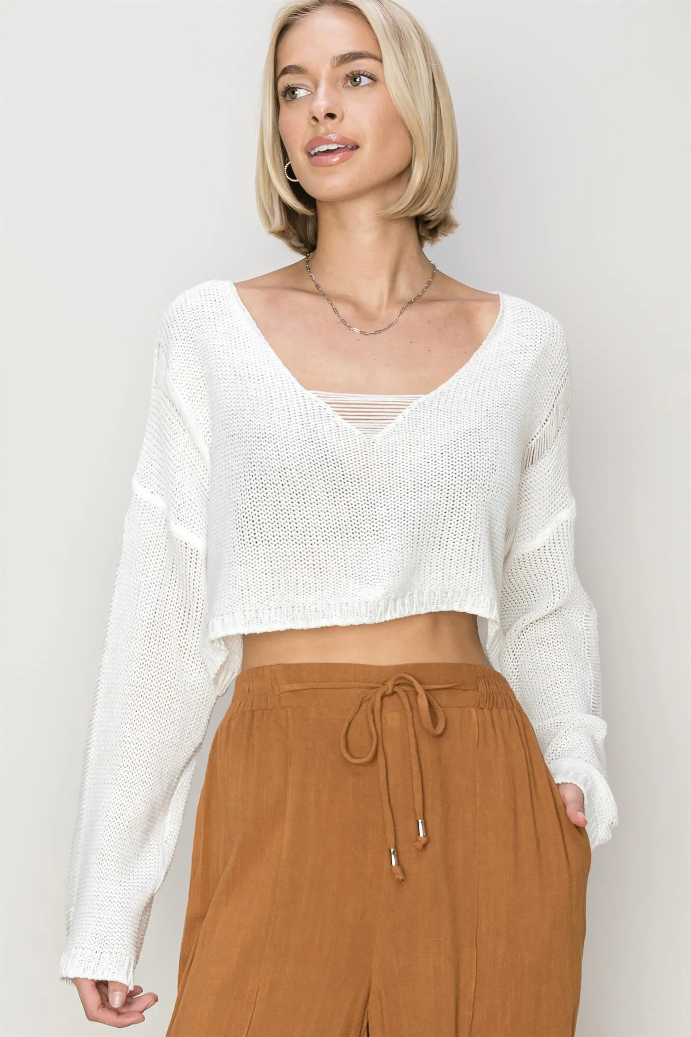 HF24A875-Distressed Sweater Crop Top