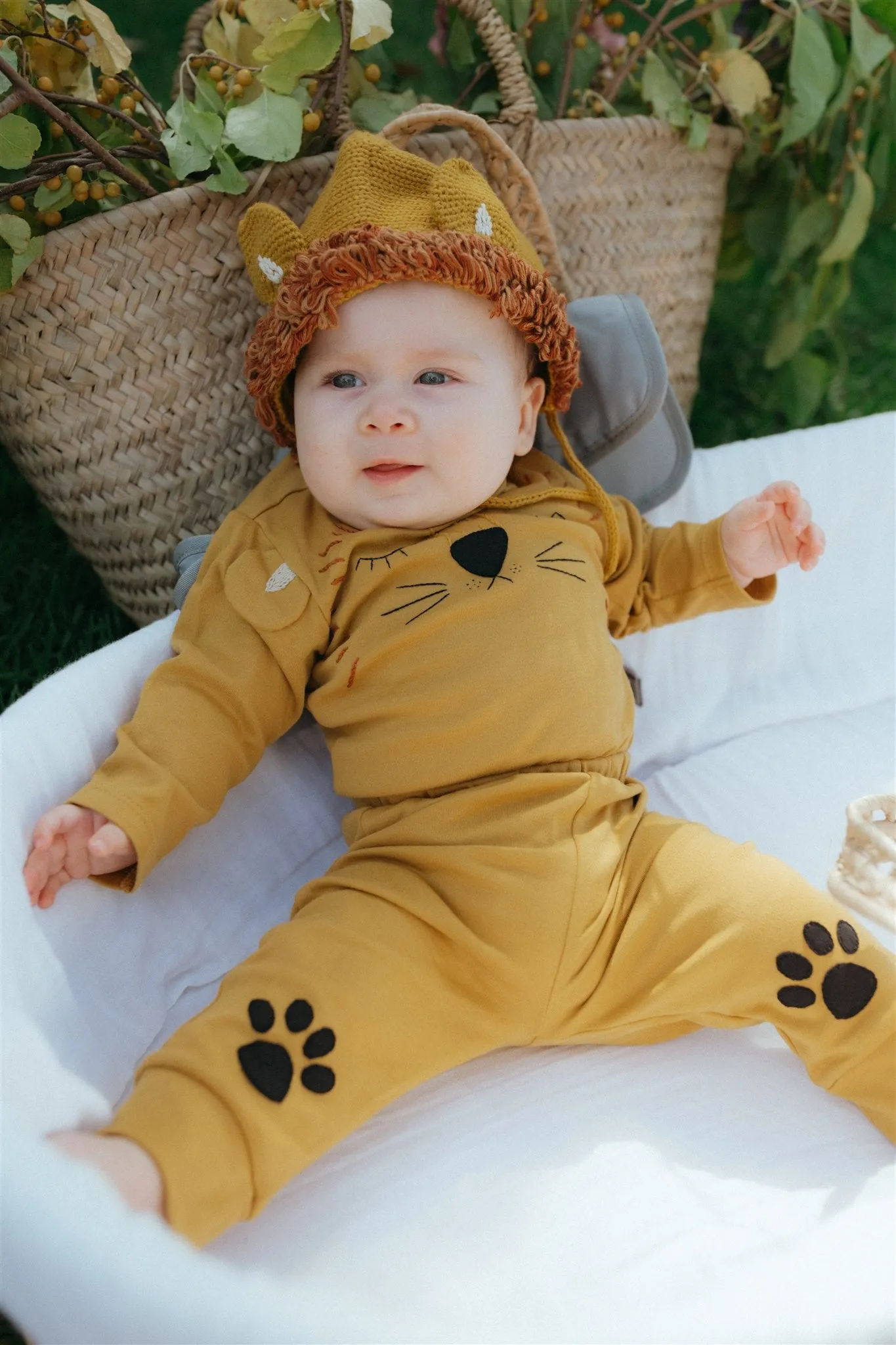 Knitted Lion Bonnet - Mustard