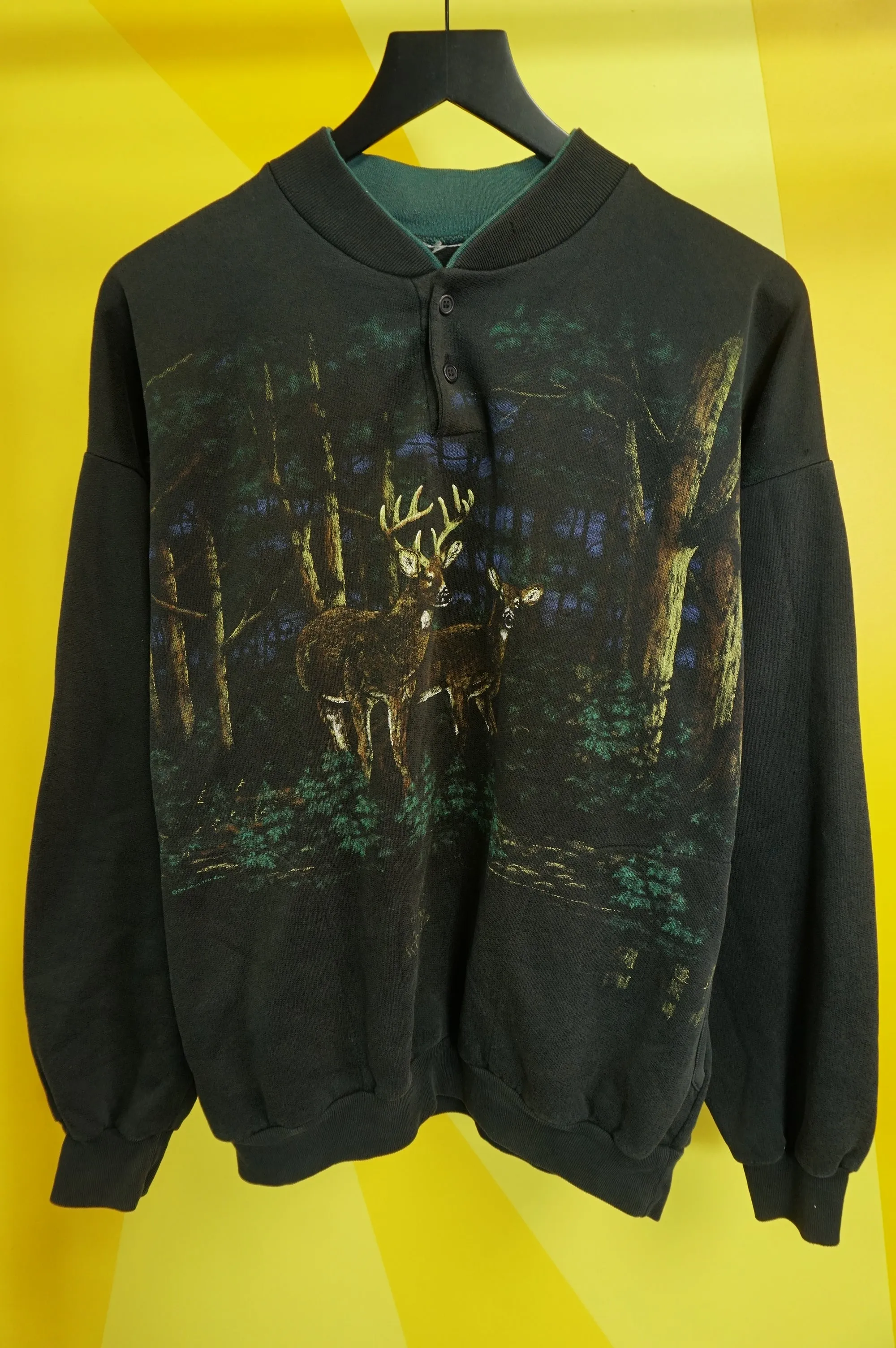 (L) Vtg Deer AOP Crewneck