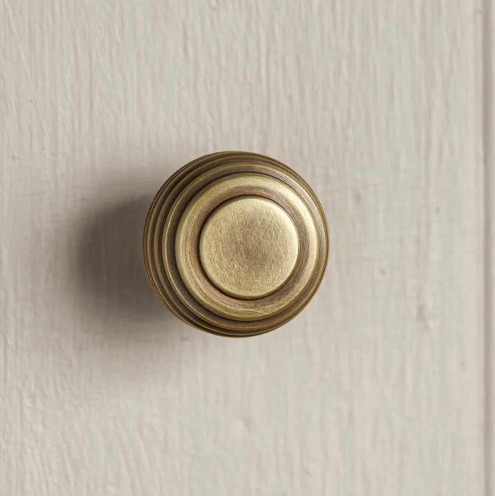 Light Antique Brass Queen Anne Cabinet Knob