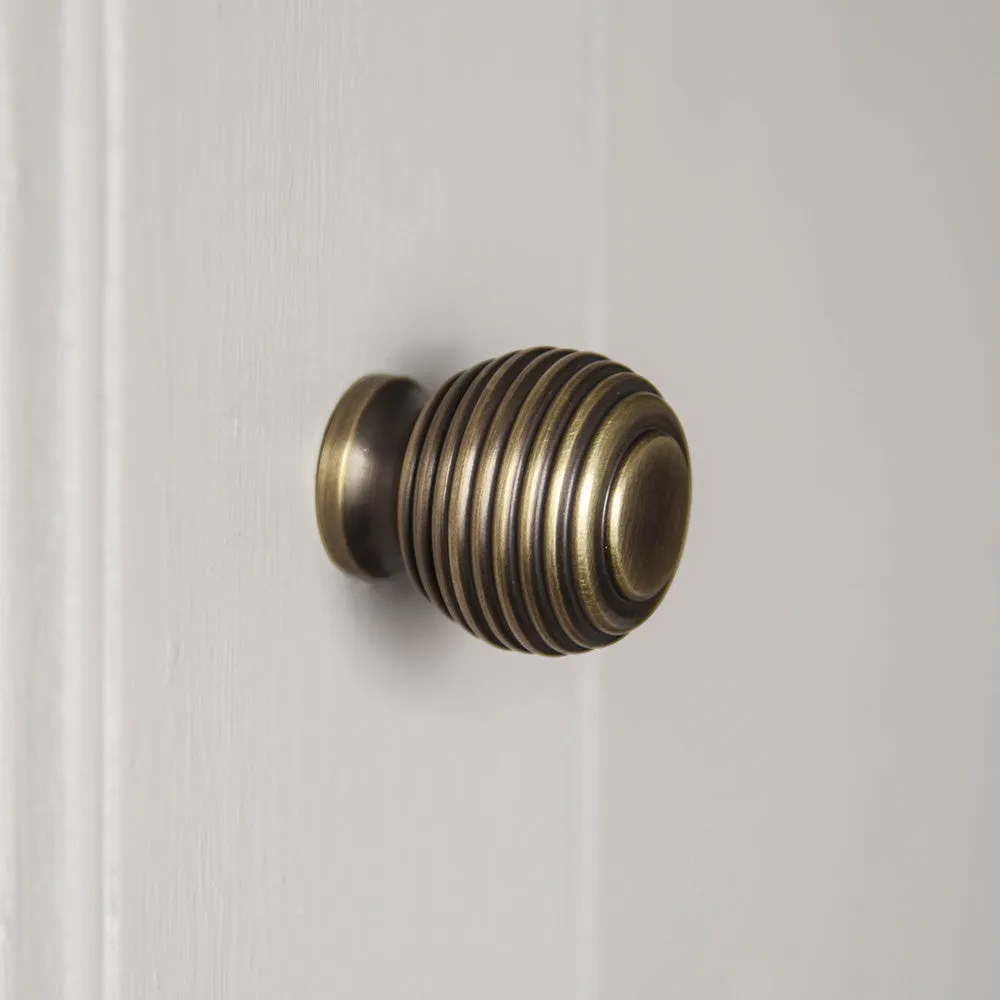 Light Antique Brass Queen Anne Cabinet Knob