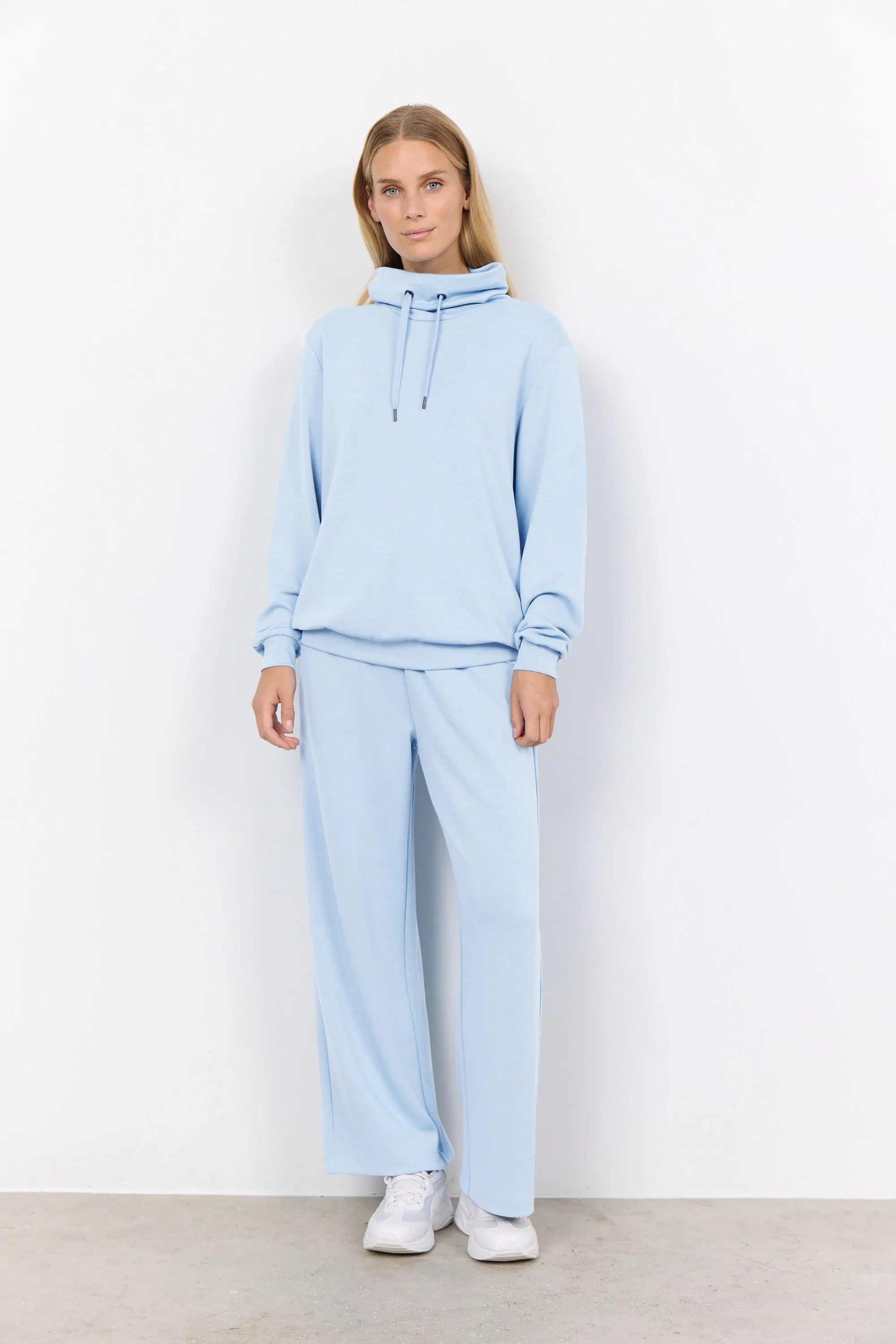 LS DRAWSTRING NECK TOP