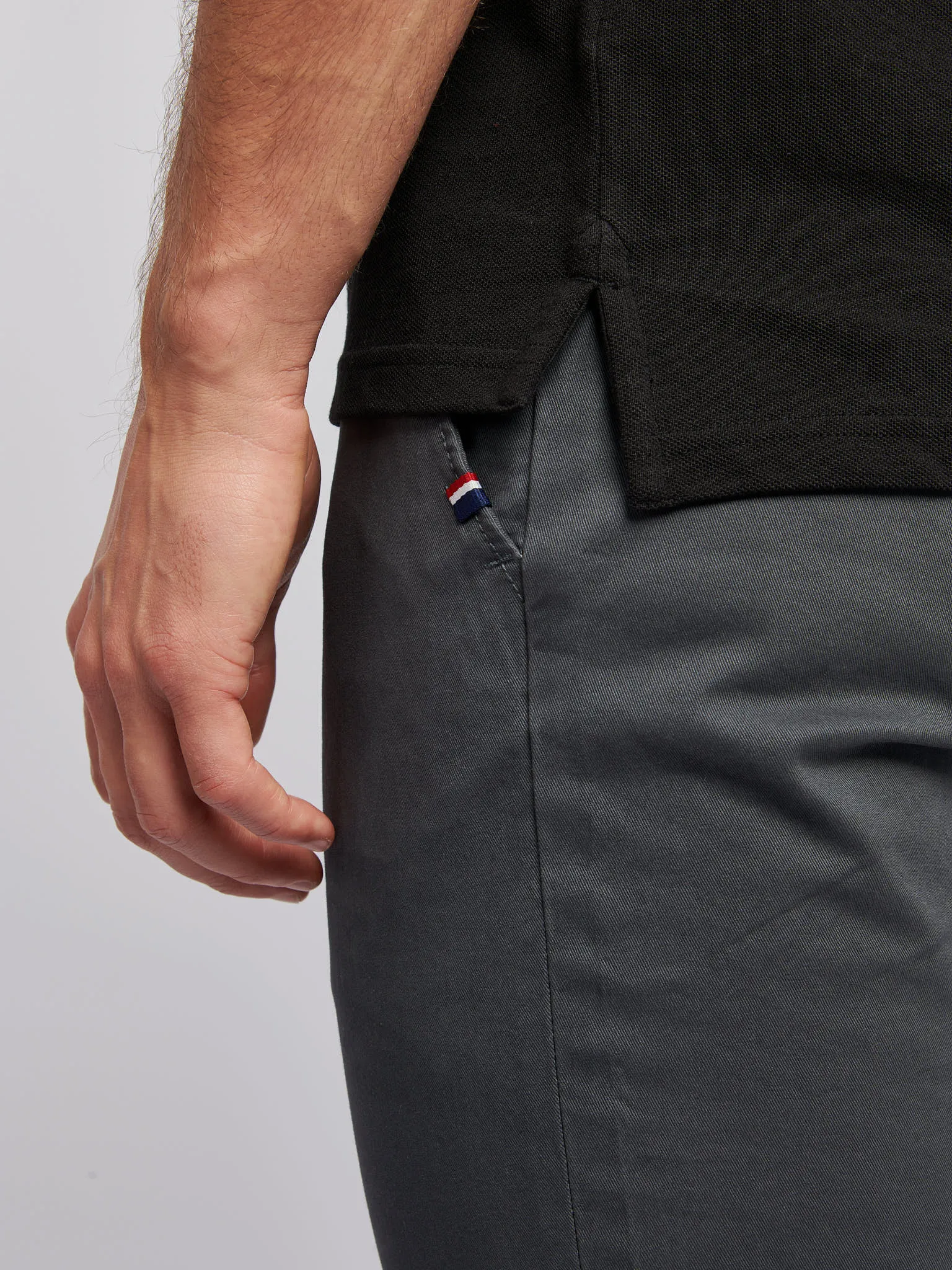 Mens Classic Chinos in Ebony