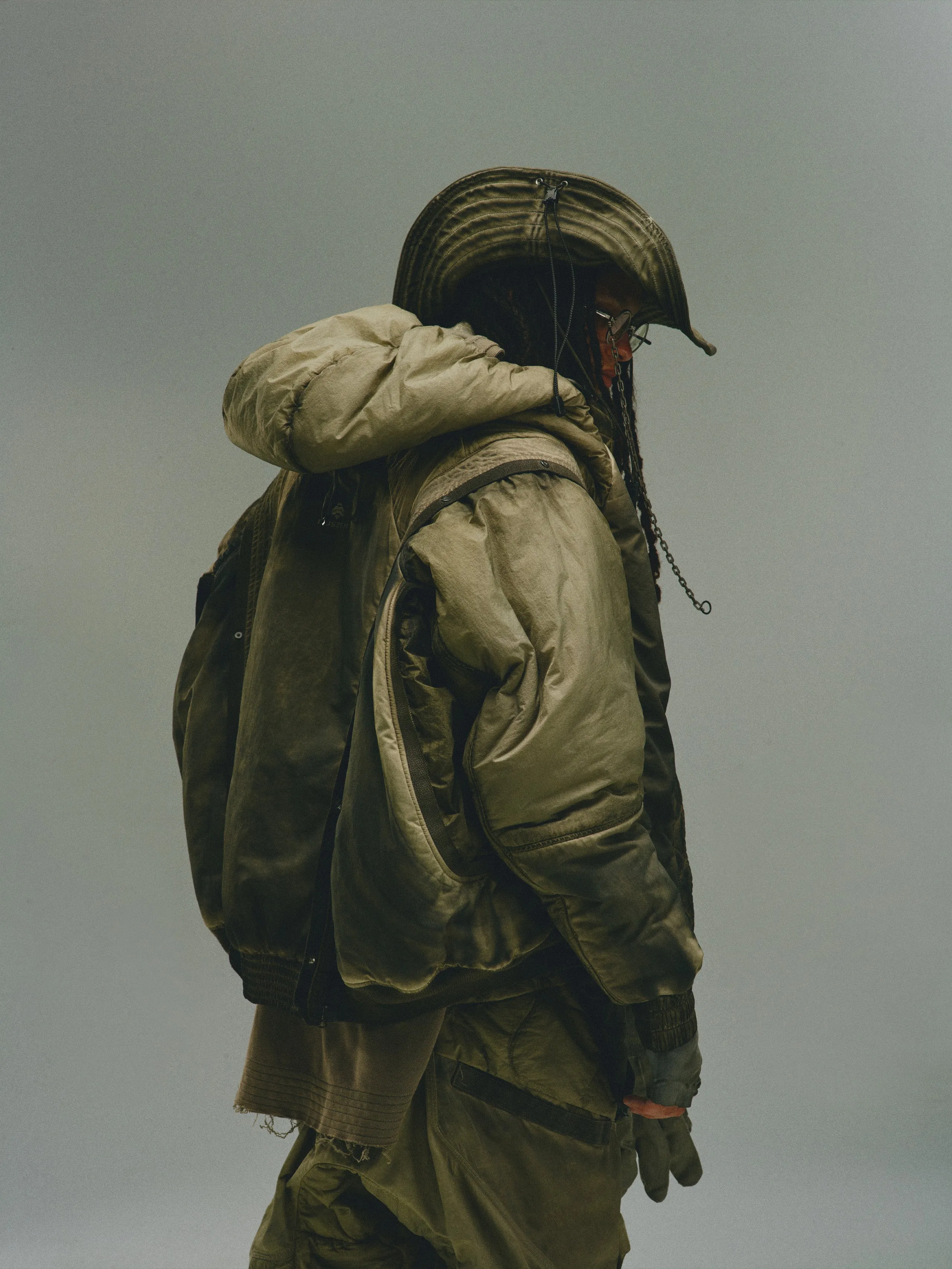 OB / Dual-Form Sleeve Module Bomber Jacket