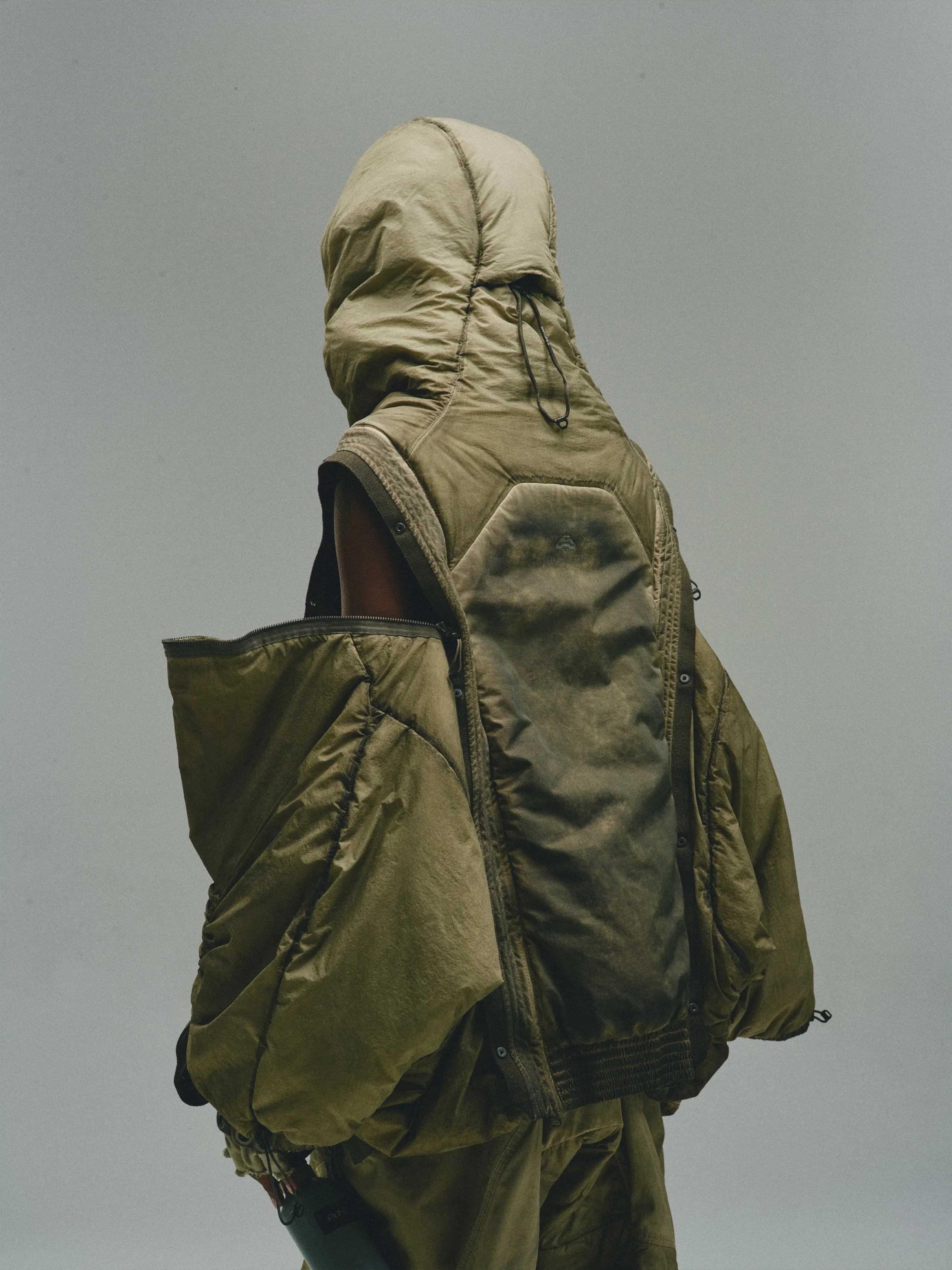 OB / Dual-Form Sleeve Module Bomber Jacket