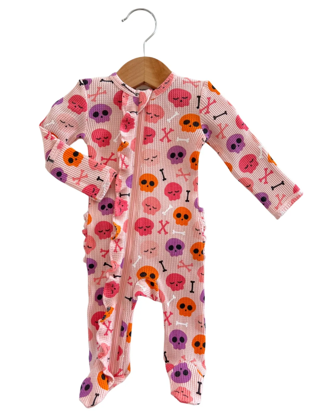 Organic Waffle Ruffle Zip Footie, Candy Skulls Pink