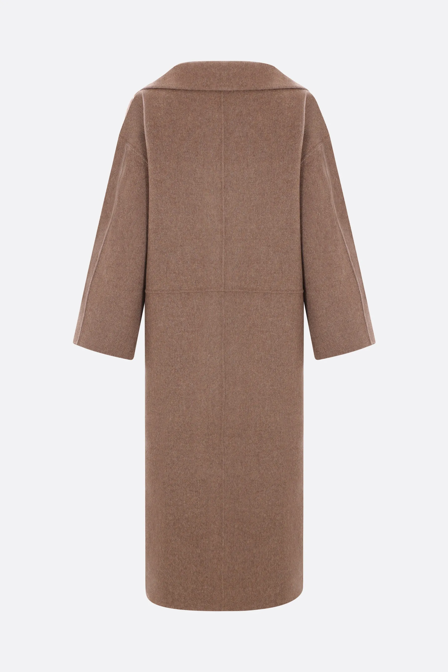 Oversize Cashmere Coat