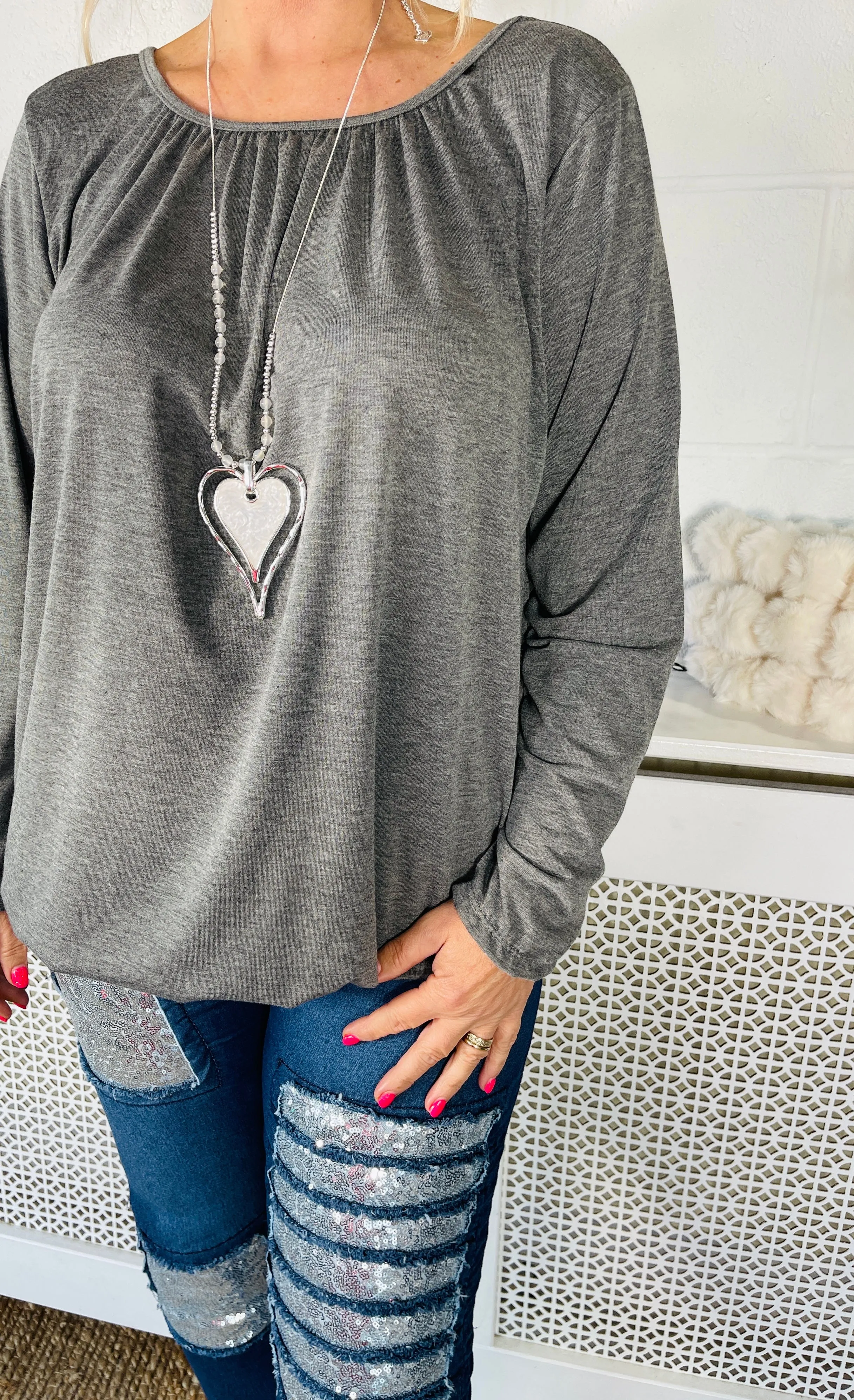 Pearl Kisses Heart Chain - White
