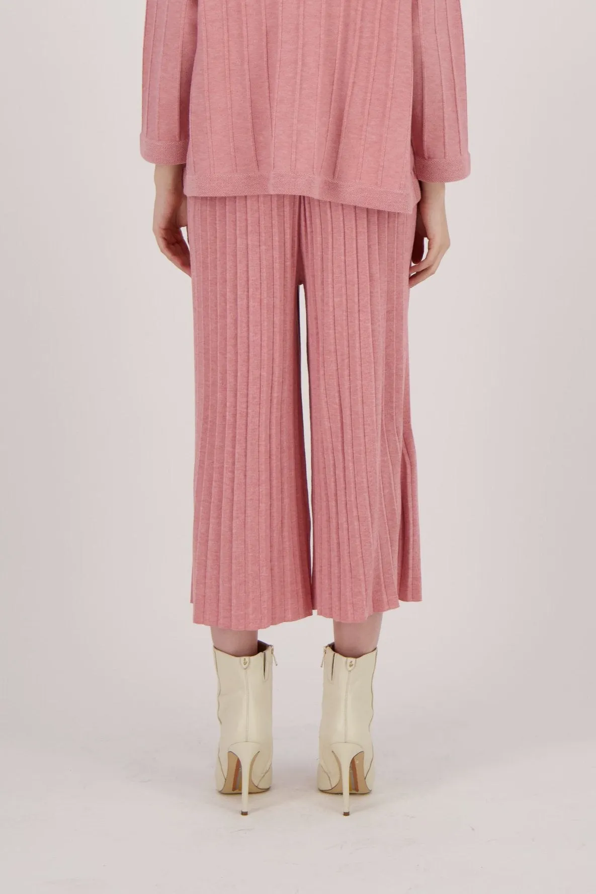 Ribbed Knit Culotte Pant