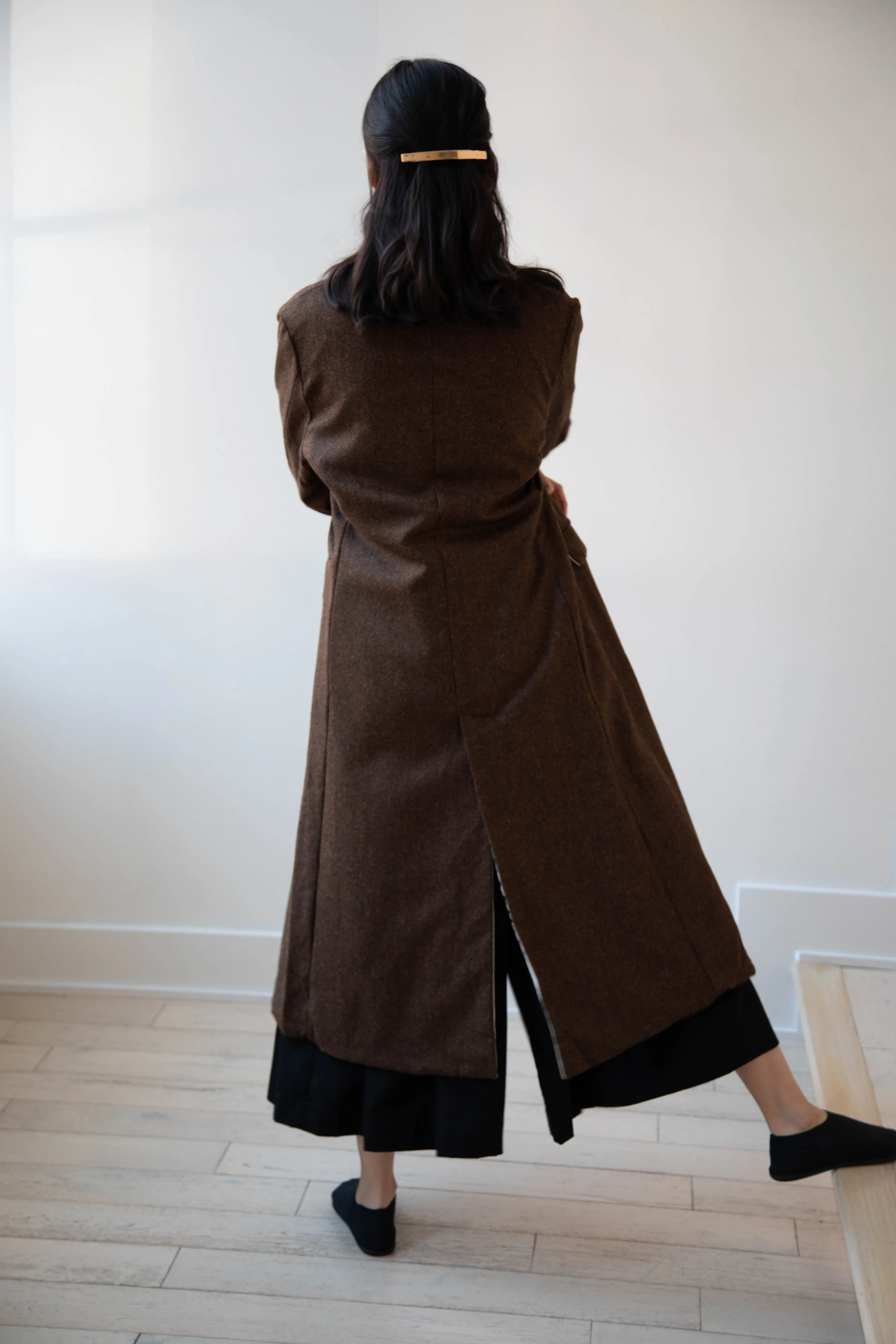 Risa Nakamura | Coat F in Chetsnut Brown