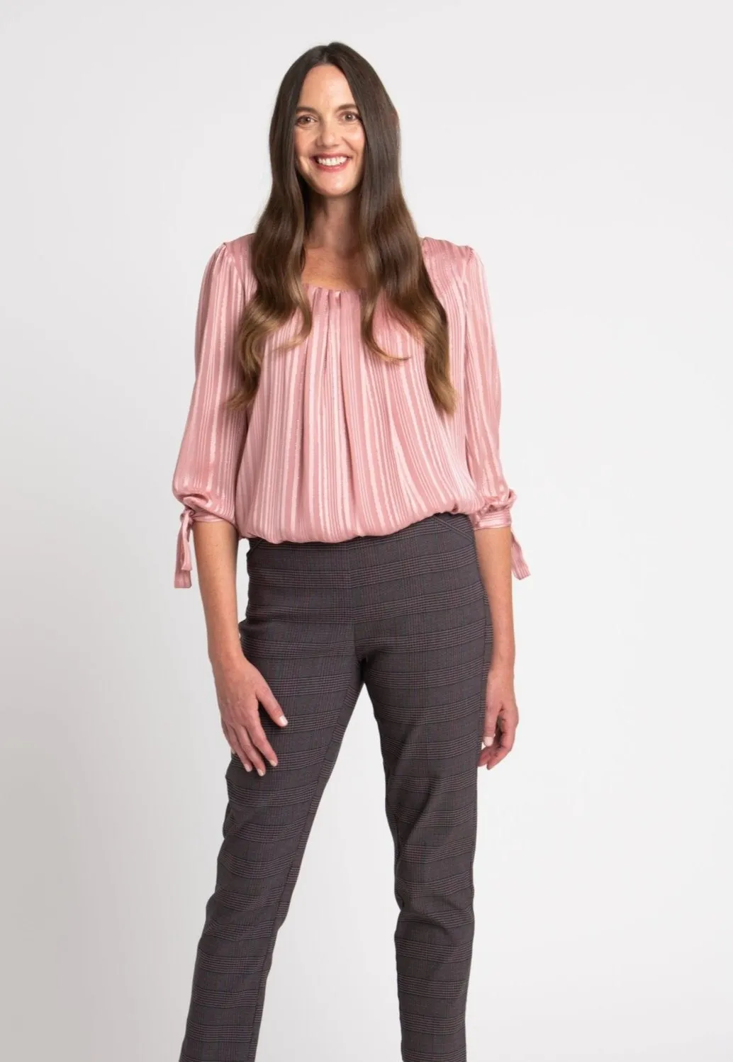 Roz & Ali Millennium Wine Plaid Pull On Ankle Pants