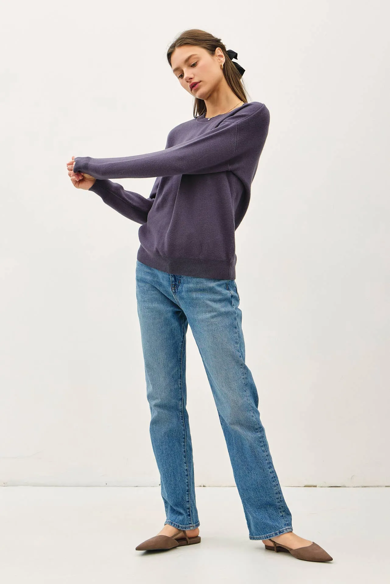 SOFT BASIC ROUND NECK SWEATER