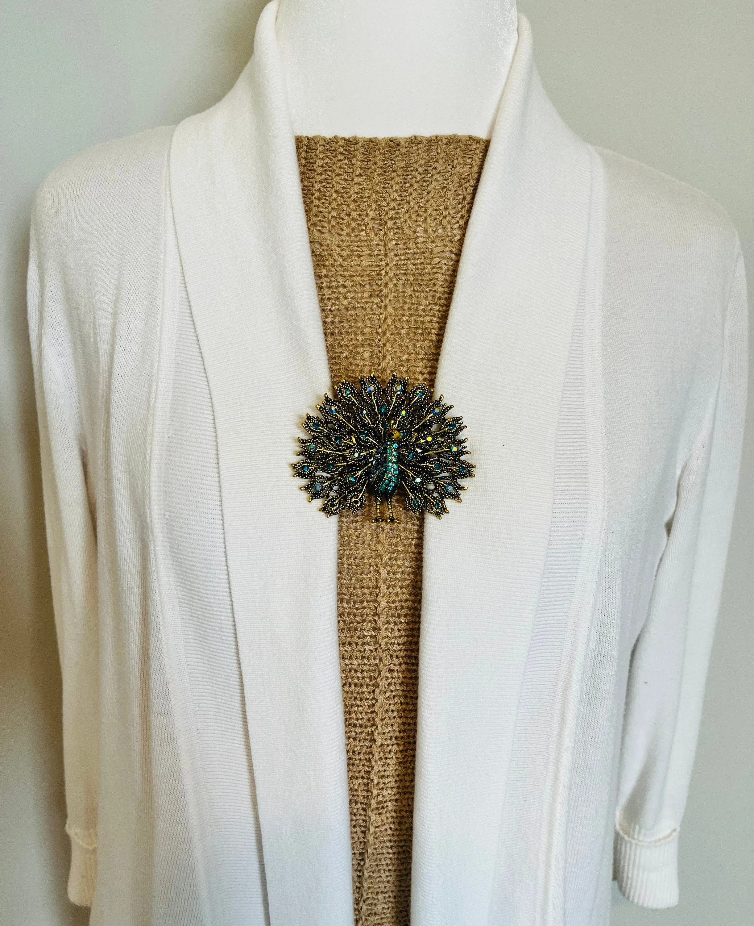 Sweater Clips Peacock Sweater Clip Cardigan Clasp Turquoise Sweater Guard Peacock Feather Pin Gift Gifts for Her by Fabulici