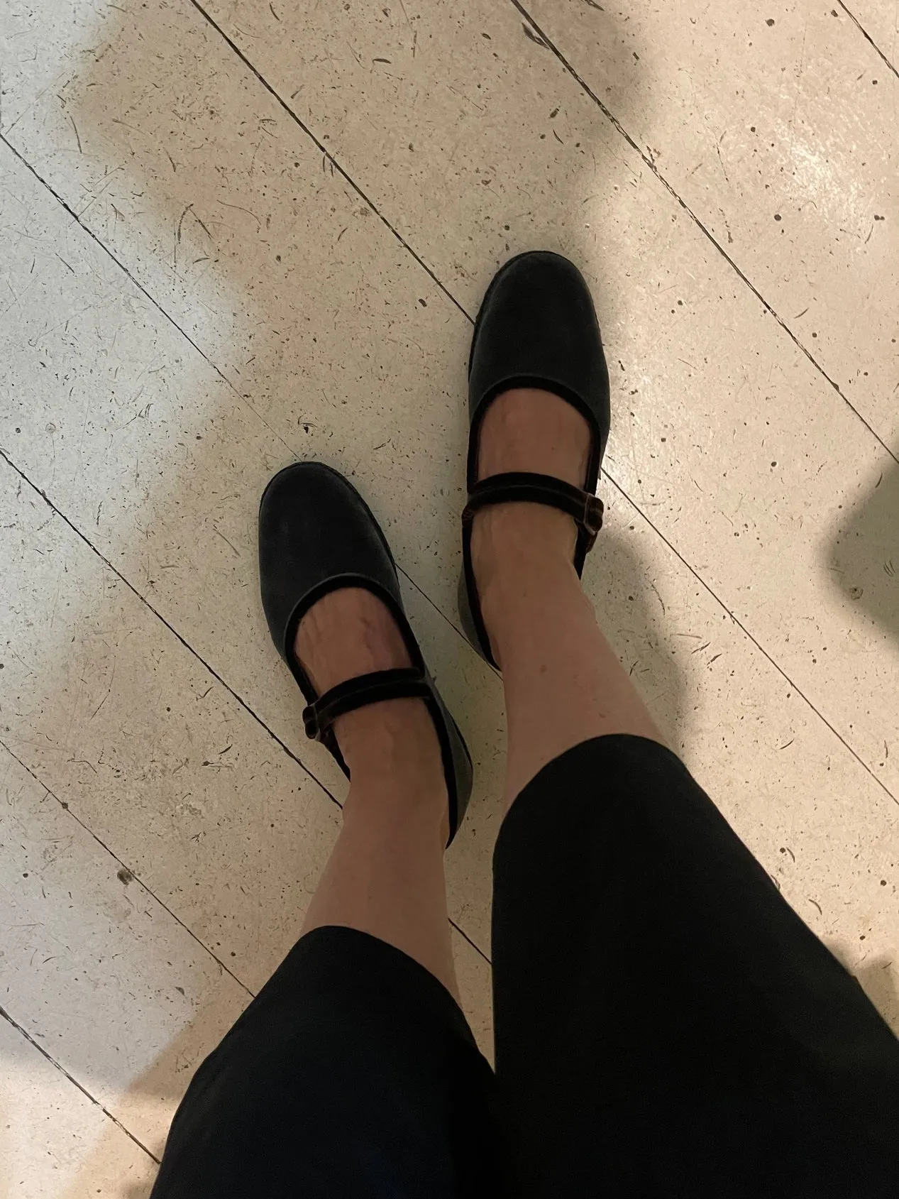 The Bébé Shoe - Velutto Antricite with Cioccolato Trim