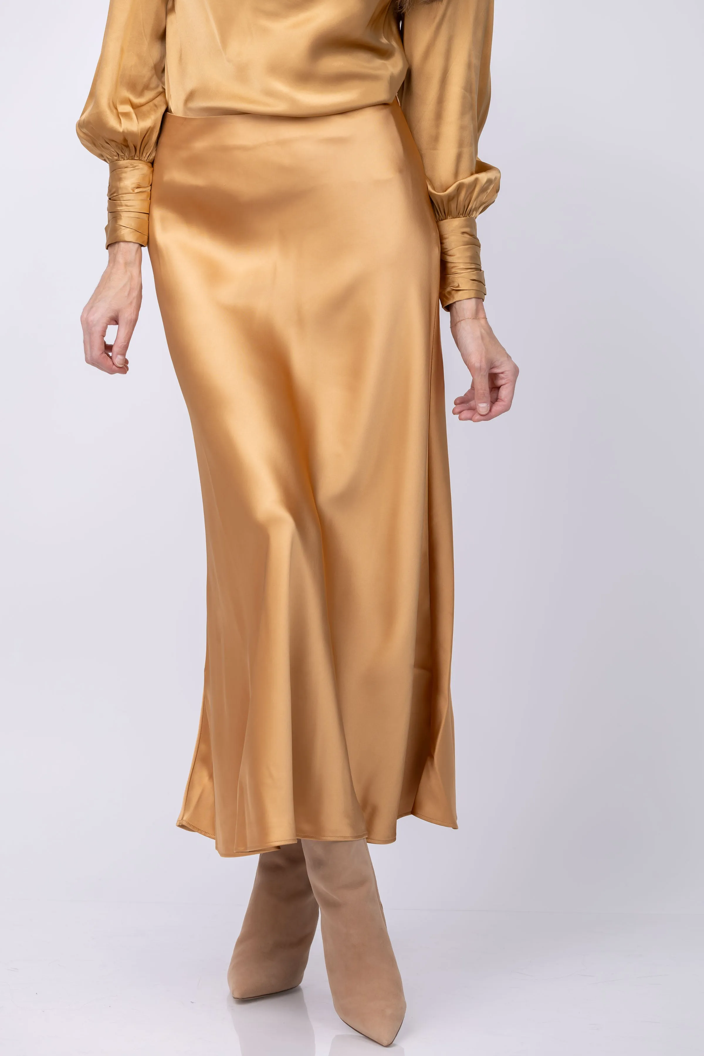 Tyler Boe Edie Charm Skirt in Champagne