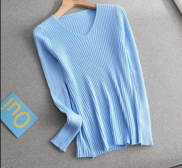 V-neck Knitted Top